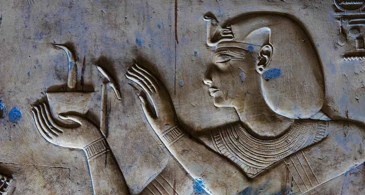 Circuito a los tesoros de Luxor - explora la orilla este y oeste de Luxor con los templos de Dandarah y Abydos - Look at Egypt Tours  2