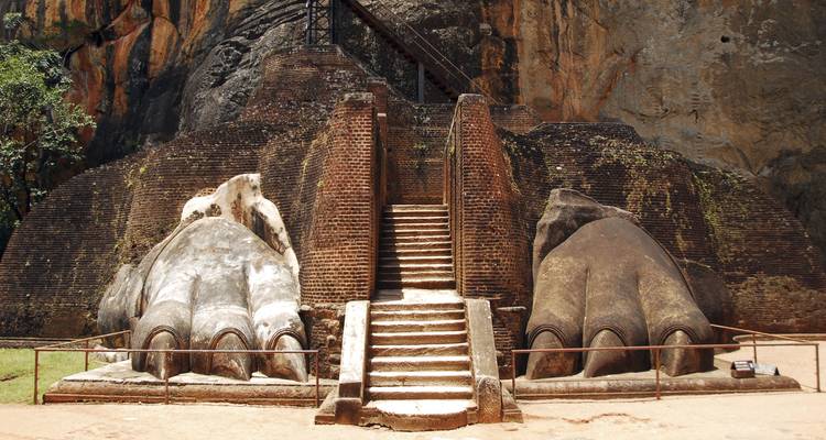 Nature et; Wildlife Tour Sri Lanka - Free Upgrade Private tour for two paying clients or more available - Acme Travels Sri Lanka  10