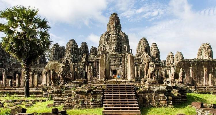 Recorrido turístico por Camboya desde Phnom Penh vía Kompong Thom a Siemreap, Angkor Wat - DNQ Travel 6