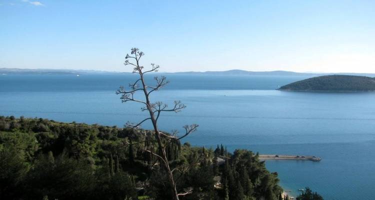 Hike and kayak along the Dalmatian coast - semi supported tour - Meridien Ten 1