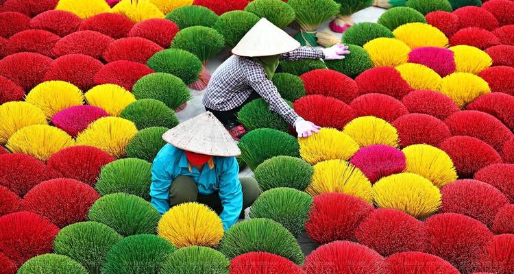 Visita de medio día a la Aldea del Incienso y la Calle del Tren de Quang Phu Cau - Asia Focus Travel 1