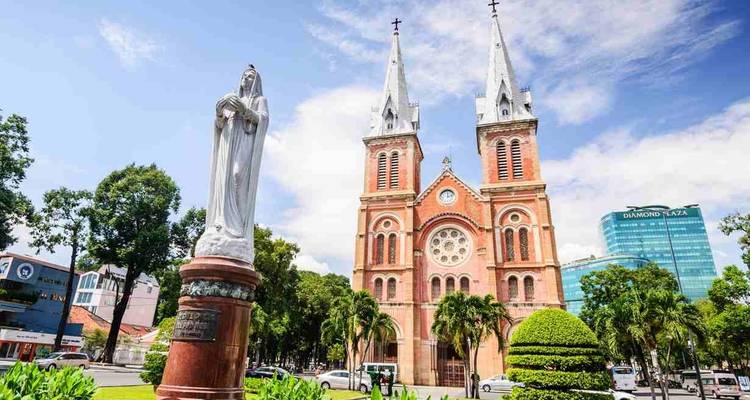 Viaje de descubrimiento de Vietnam de Saigón a Hanói pasando por Hue, Hoi An y la bahía de Halong - VietLong Travel 2