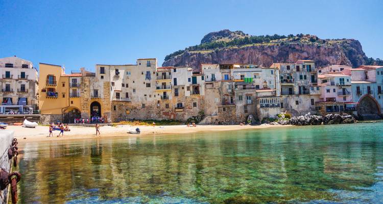 Sicilian Landscapes: Catania-Catania (8 days/7 nights) - Destination Italia 10