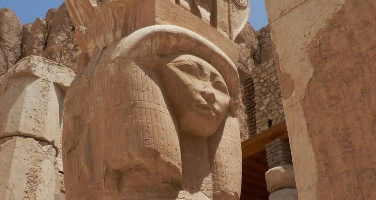 Descubre Luxor Asuán y Abu Simbel - tierra de los faraones 4 días - Look at Egypt Tours  7