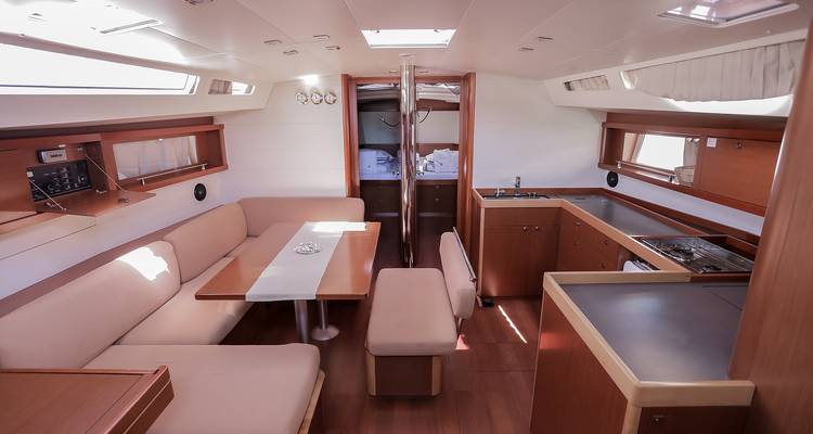 Pride Sailing in Croatia (from Split to Dubrovnik) - Med Sailing Holidays 6