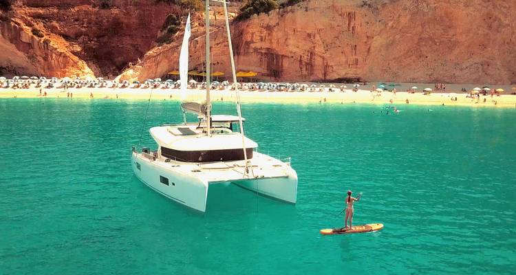 Navegar por el Mediterráneo en Grecia - mar Jónico - Med Sailing Holidays 8