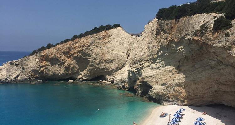 Navegar por el Mediterráneo en Grecia - mar Jónico - Med Sailing Holidays 9