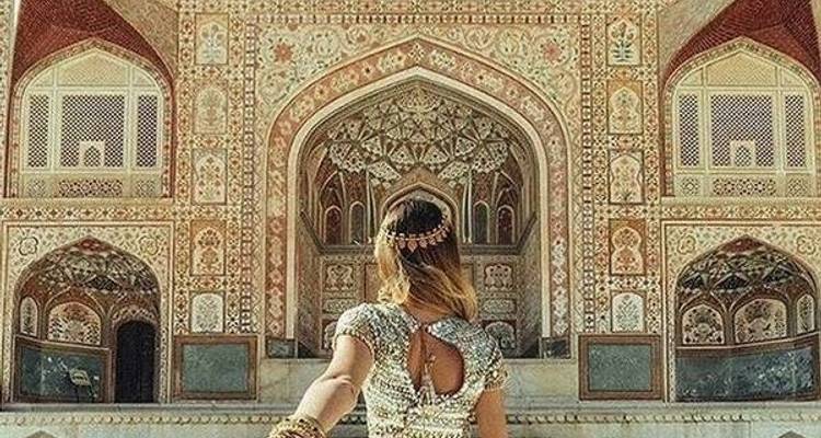 From Delhi : 6 Nights 7 Days Tour of Agra-Jaipur-Delhi & Varanasi - India Arrivals Tours 10