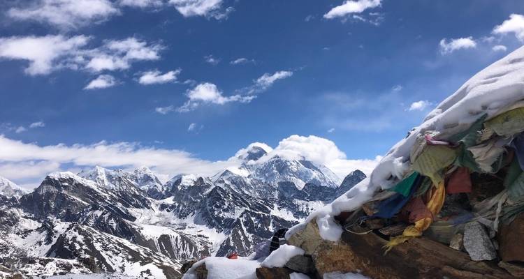 Excursión al campamento base del Everest con el paso de Chola por los lagos de Gokyo - Himalayan Sanctuary Adventure 8