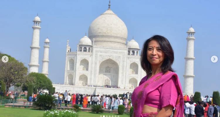 Delhi-Agra fatehpur sikri tour &  tajmahal at sunrise. - Cox & Queen Travel 8