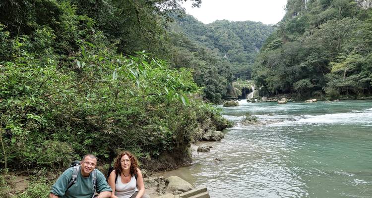 Coban & Semuc Champey Tour 3-day - Guatemalan Adventure  7