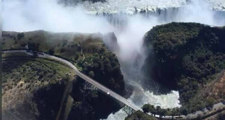 4 Day Victoria Falls and Hwange Safari - Little Roz Tours 3