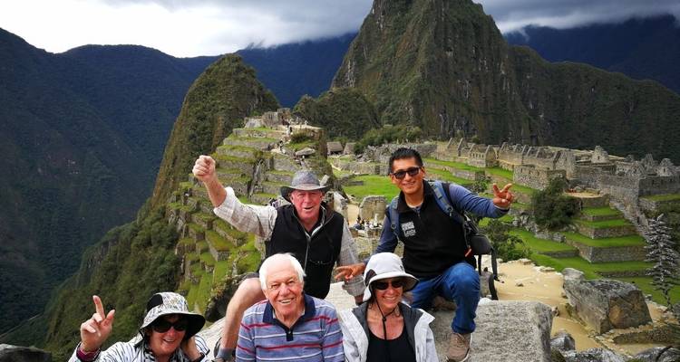 Paquete de viaje a Cuzco de 7 días: Cusco, el valle sagrado, Machu Picchu, laguna Humantay y montaña arcoíris. - Kantu Peru Tours 7
