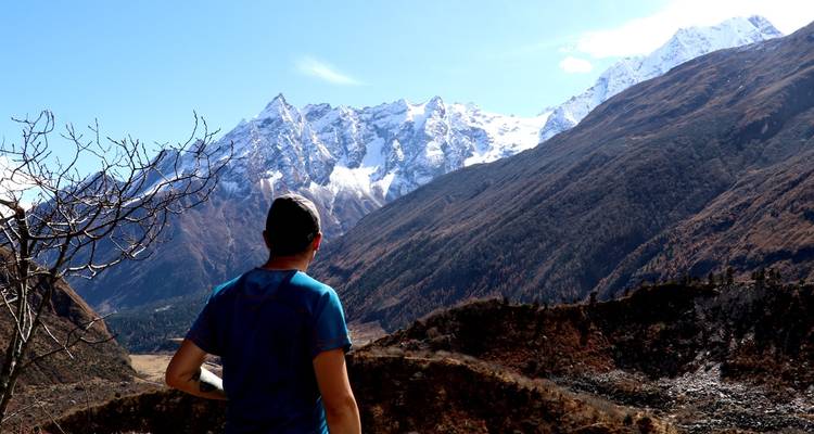 Trek to Manaslu - Trekking Package in the Himalayas - Himalayan Planet Adventures 10