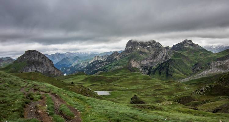 Senderismo "Caminos Antiguos" en los Pirineos españoles - Pyrenees Travels  10