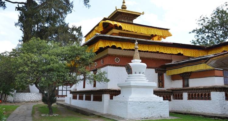 Explore the Hidden Kingdom of Bhutan - Bhutan Acorn Tours & Travel 10