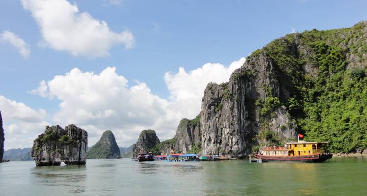Indochina Discovery - 23 days - On The Go Tours 2