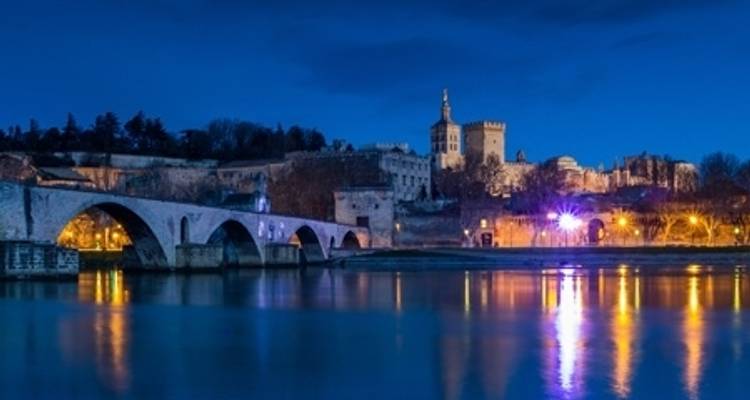 Santons and Christmas traditions along the canals of Provence Following the footsteps of fortresses and authentic villages - CroisiEurope River Cruises 3
