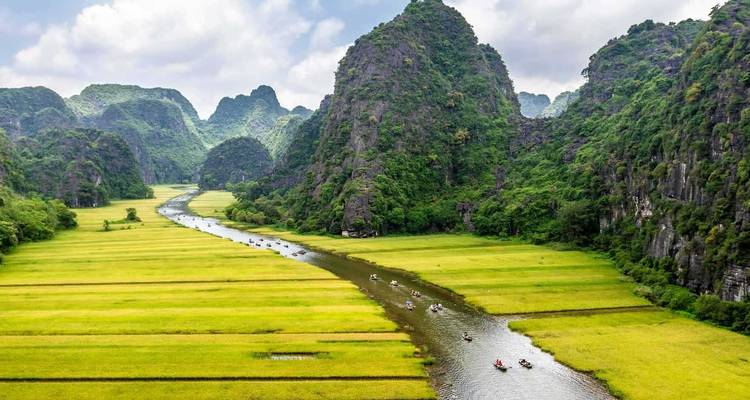 NINH BINH EXCURSION DELUXE TOUR from Hanoi - Swallow Travel 4