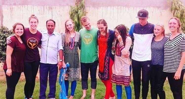Mejor Viaje 4D3N Triángulo de Oro by lonelyplanet india - Bag Packer Travels 2