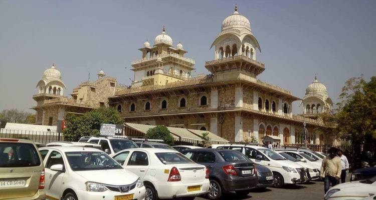 Mejor Viaje 4D3N Triángulo de Oro by lonelyplanet india - Bag Packer Travels 4