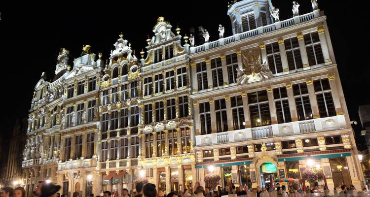 The Heart of Europe in 5 days (Guided) - Ride in Tours 9