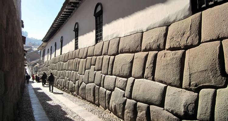 6 días - Cusco Cultural, Machu Picchu, Montaña Arco Iris y Lago Humantay - PVTravels 7