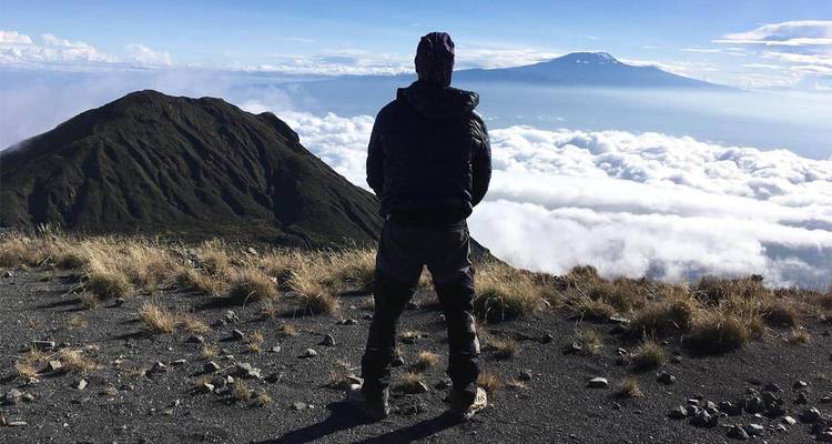 Ascensión al monte Meru - 4 días - Kilimanjaro Wonders Expedition Safari 1