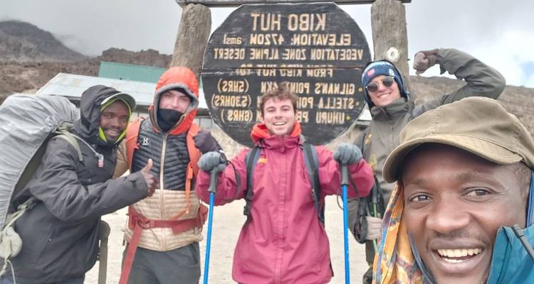 Ascensión al monte Kilimanjaro ruta Marangu 8 días *todo incluido * - Zara Tours (Zara Tanzania Adventures) 4