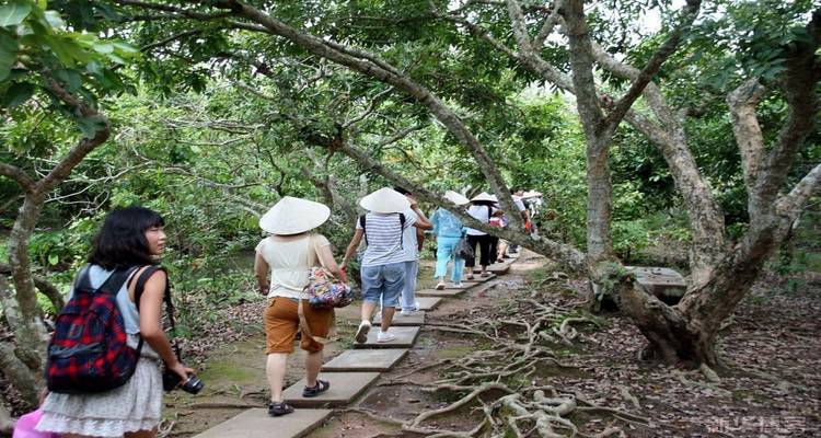 Vietnam Express 10 jours - Ho Chi Minh- Da Nang- Hoi An- Hue- Ha Noi- Ha Long - Asia Focus Travel 4