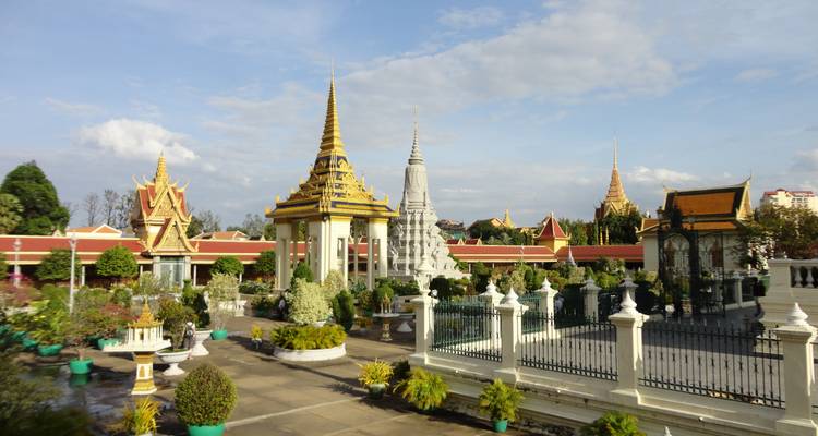 The Best of Indochina - Threeland Travel 9
