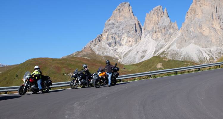 Tour des lacs italiens et des Dolomites en moto - Guidé - Ride in Tours 3