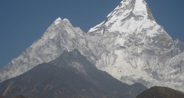 Excursión al Campamento Base del Everest - 14 días para 2025/2026 - Himalaya Heart Treks & Expedition[P] Ltd  2