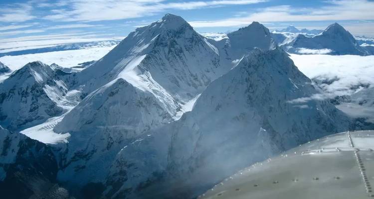 Vuelo panorámico a la montaña del Everest - Accessible Adventure Pvt. Ltd 4