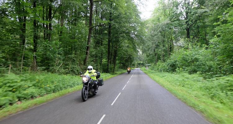 Memorial & battlefield WW I & II motorcycle tour (Guided) - Ride in Tours 10