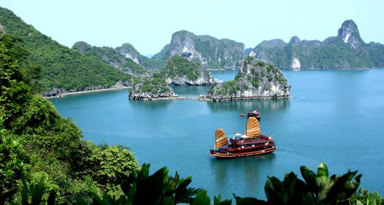 Combo 2 jours : Excursion privée d'une demi- journée à Hanoi et excursion d'une journée à la baie d'Ha Long - Crossing Vietnam Tour 9