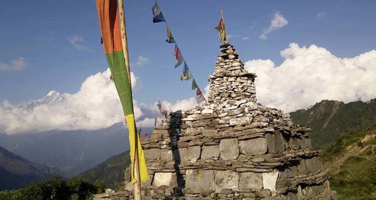 Trekking sur le sentier du patrimoine Tamang - Nepal Social Treks 2