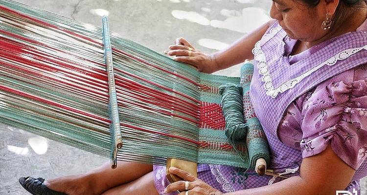 Oaxaca: Empoderamiento de mujeres y niñas - Discover Corps 2