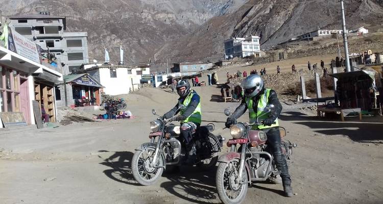 Circuit en moto dans le Mustang inférieur - 8 jours - Himalayan Adventure Treks & Tours 4