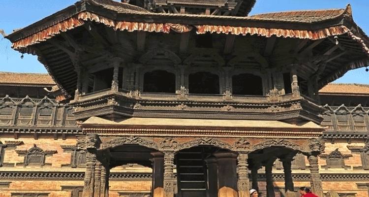 Circuito de un día a Bhaktapur y la Plaza Durbar de Patan - Outshine Adventure  3
