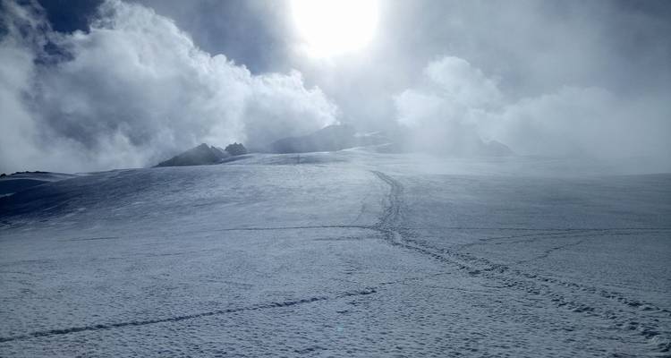 Escalada al Pico Mera - Icicles Adventure Treks & Tours (P.) Ltd. 4