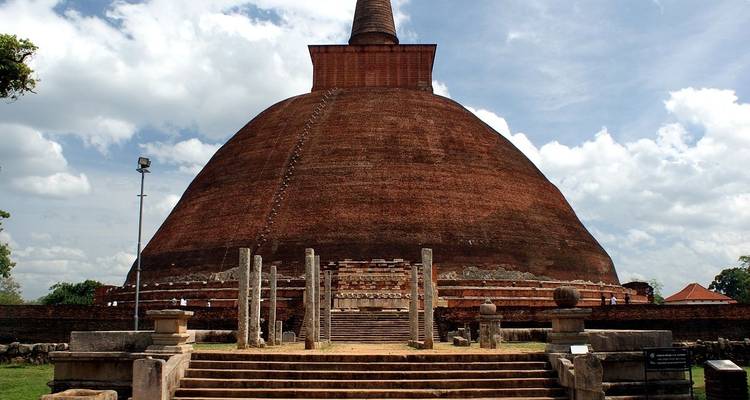 Make Me a Buddhist for 8 Days - Beyond Escapes 9
