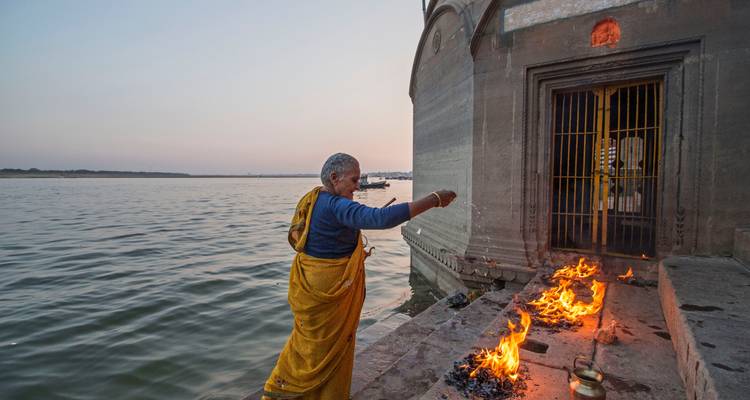 Varanasi Voyage: 3-Day Private Tour from Delhi with Flights & Hotels - Golden Triangle Tours Of India 3