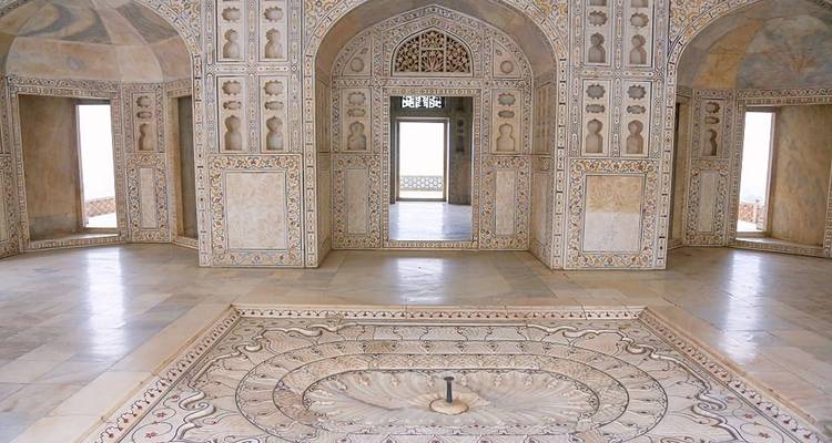¡¡Excursión privada de 4 días por el triángulo de oro con alojamiento!! -  Taj Voyages Tours  6