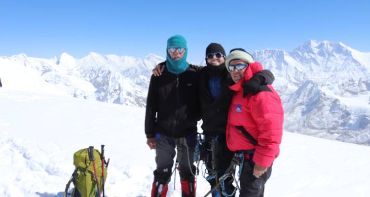 Escalada al pico Mera - White Hill Adventure Treks and Expedition Pvt Ltd 4