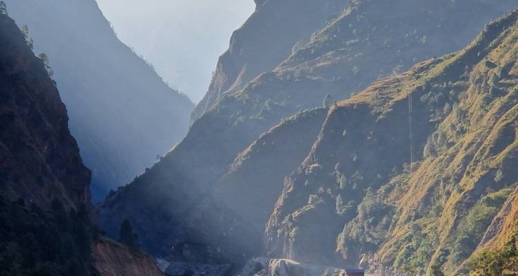 Excursionismo por el circuito del Manaslu - Outshine Adventure  9