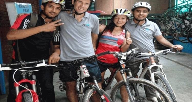 Trek en VTT à Nagarkot - Outshine Adventure  1