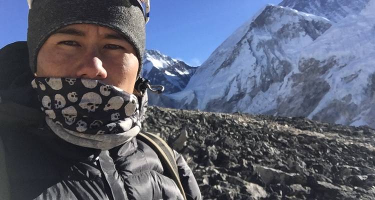 Excursión al amanecer en el campamento base del Everest con el campamento base del Amadablam - White Hill Adventure Treks and Expedition Pvt Ltd 4