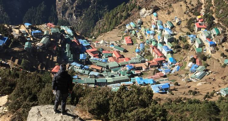 Excursión al amanecer en el campamento base del Everest con el campamento base del Amadablam - White Hill Adventure Treks and Expedition Pvt Ltd 3