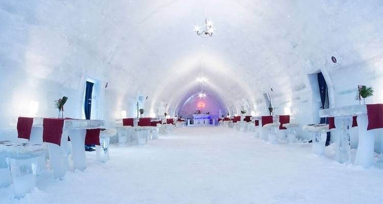 Winter Tour in Transylvania with sleeping experience of Hotel of Ice from Sibiu - Carpathian Travel Center 10